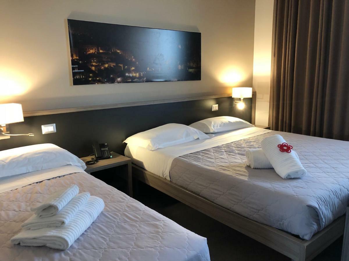 La Sosta Motel Tavola Calda Ματέρα Εξωτερικό φωτογραφία